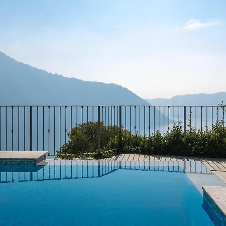 Kirivangio With Pool & Villa *