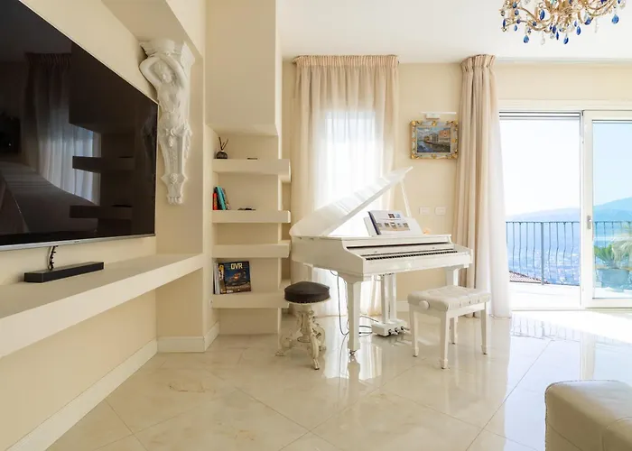 Villa Kirivangio With Pool & *