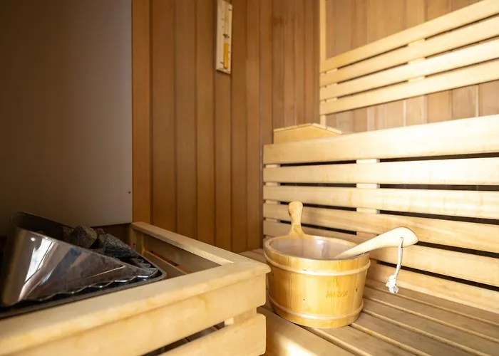 Kirivangio With Pool &