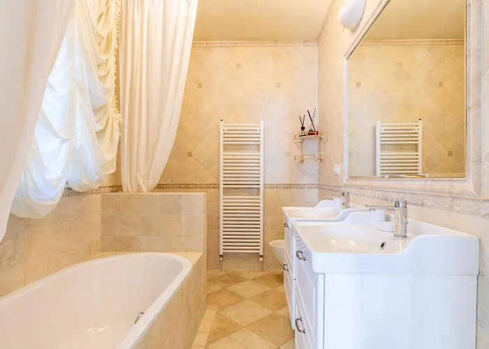 Villa Kirivangio With Pool & *